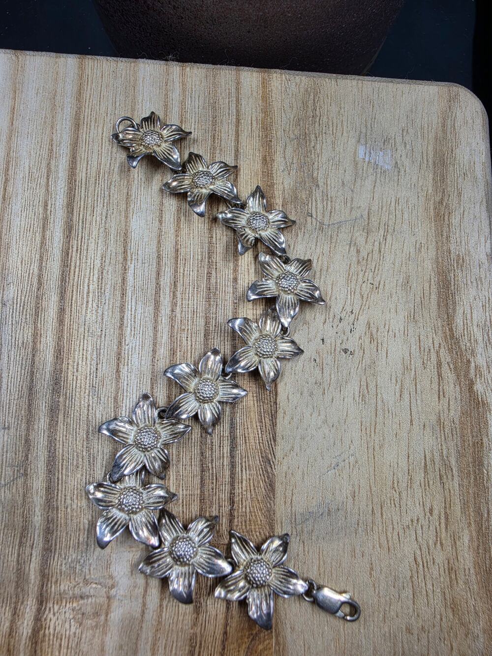 Vintage floral sterling Silver bracelet